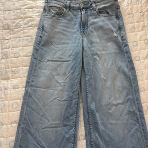 AEO cinch-able blue jeans